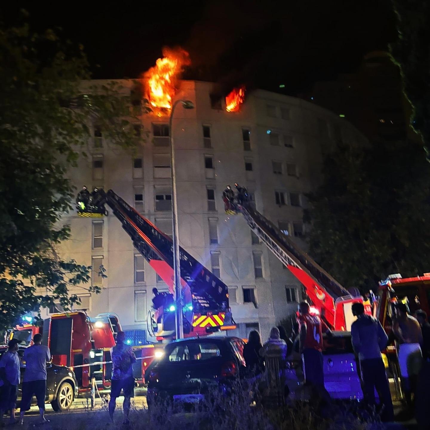 Incendie de structure Moulins Juillet 2024